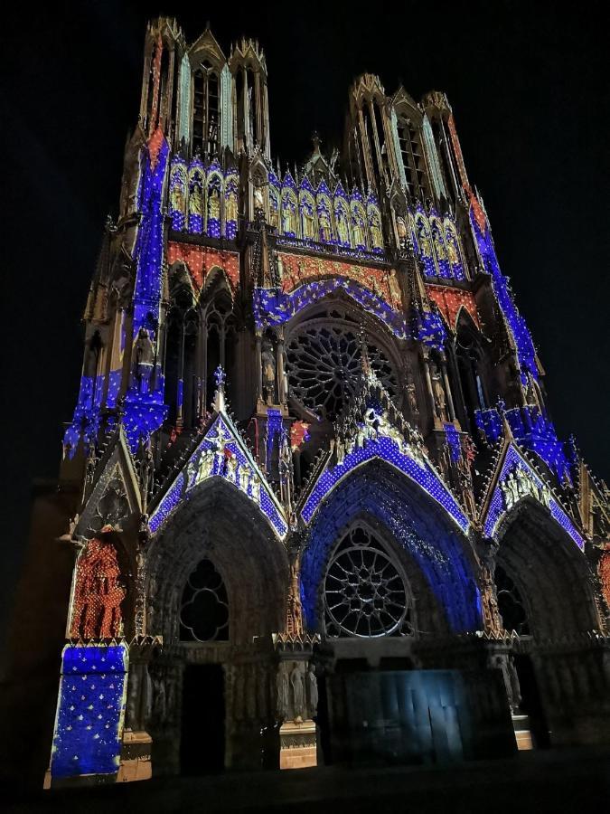Centre Reims Cathedrale Avec Balcon Apartment Ngoại thất bức ảnh